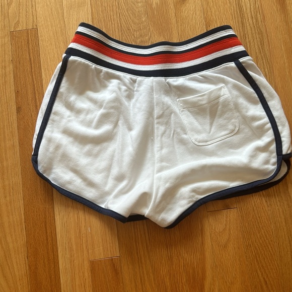 Champion women’s shorts - Picture 2 of 3